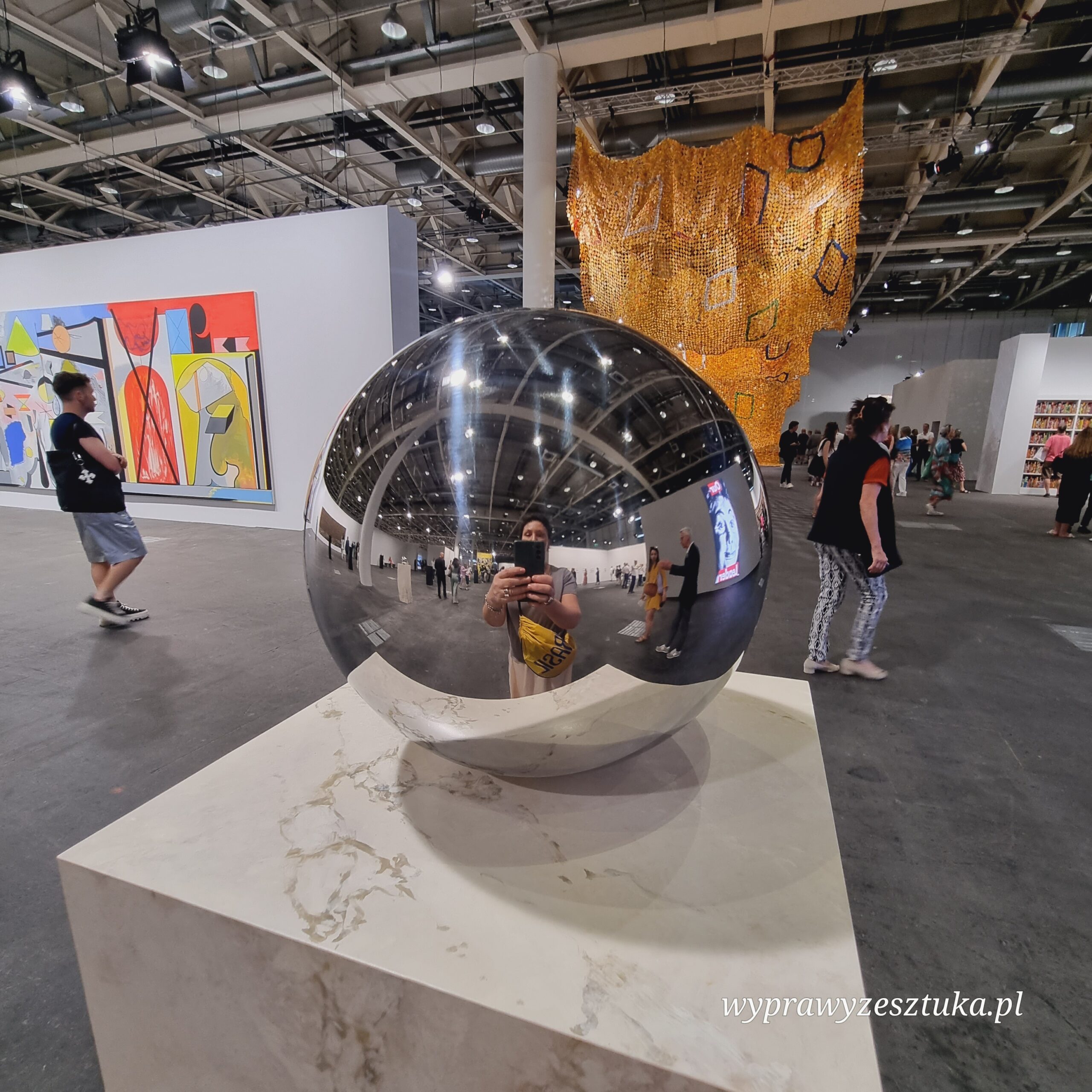 Art Basel, Wyprawy ze Sztuką