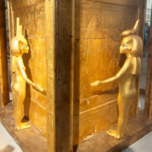 WYPRAWY ZE SZTUKĄ. Z wizytą u faraonów